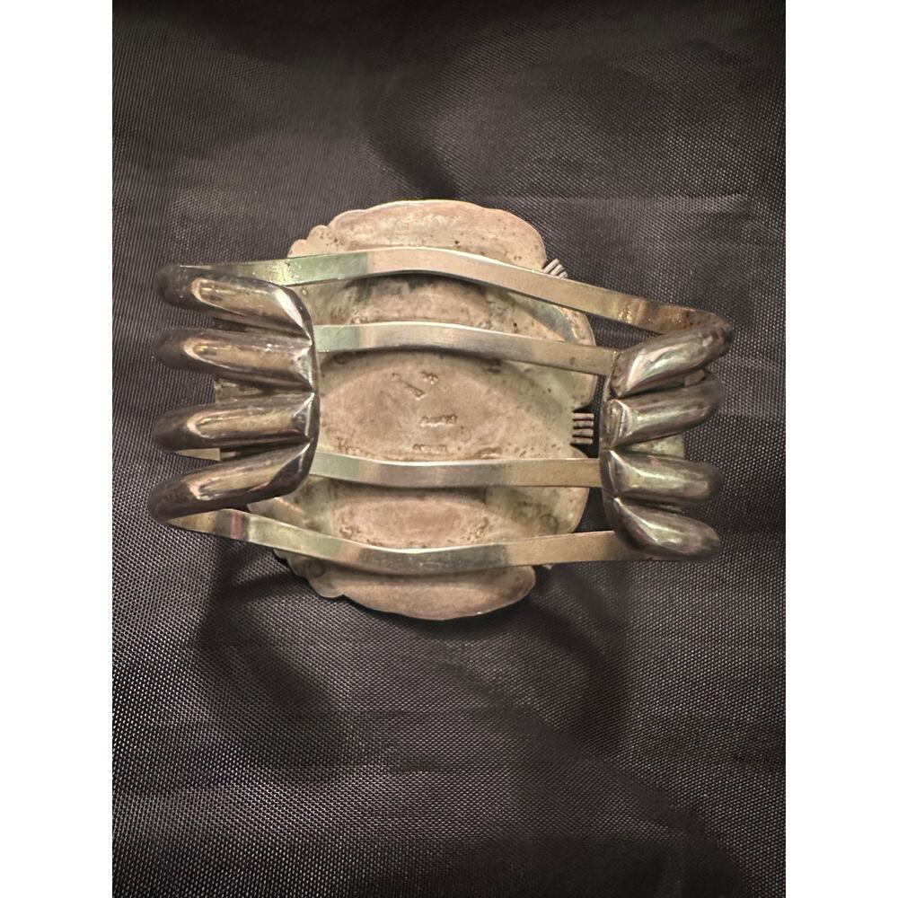 VINTAGE 70's 80's HUGE HEAVY SIGNED NAVAJO CARVED STERLING TURQUOISE CUFF UNISEX - Picture 6 of 14